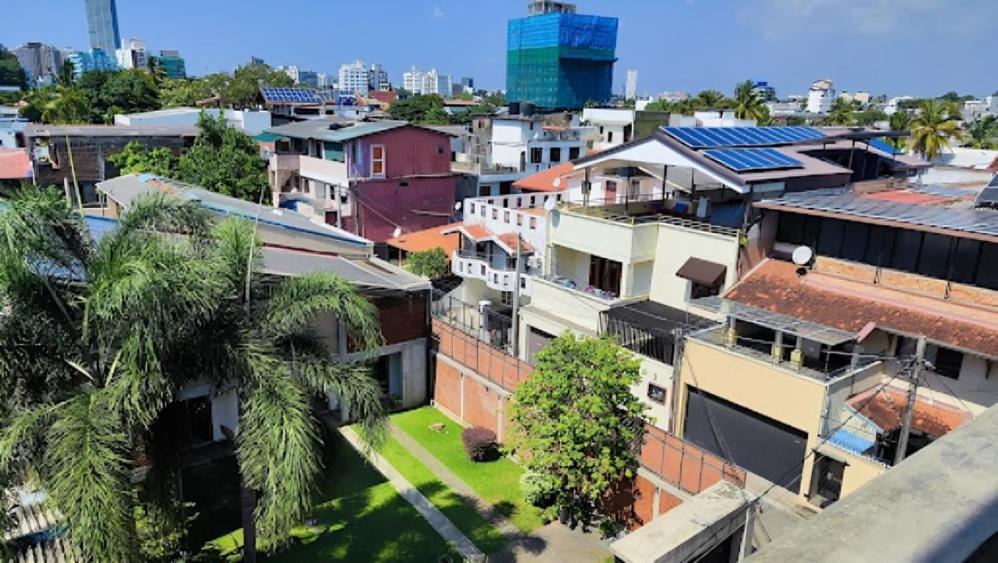 Vivas Residencies Luxury Apartments Dehiwala-Mount Lavinia Exterior photo