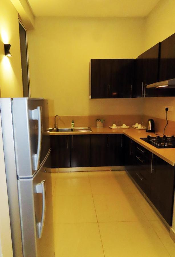 Vivas Residencies Luxury Apartments Dehiwala-Mount Lavinia Exterior photo